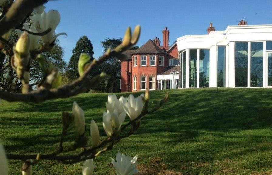 ホテル Tern Hill Hall マーケット・ドレイトン エクステリア 写真
